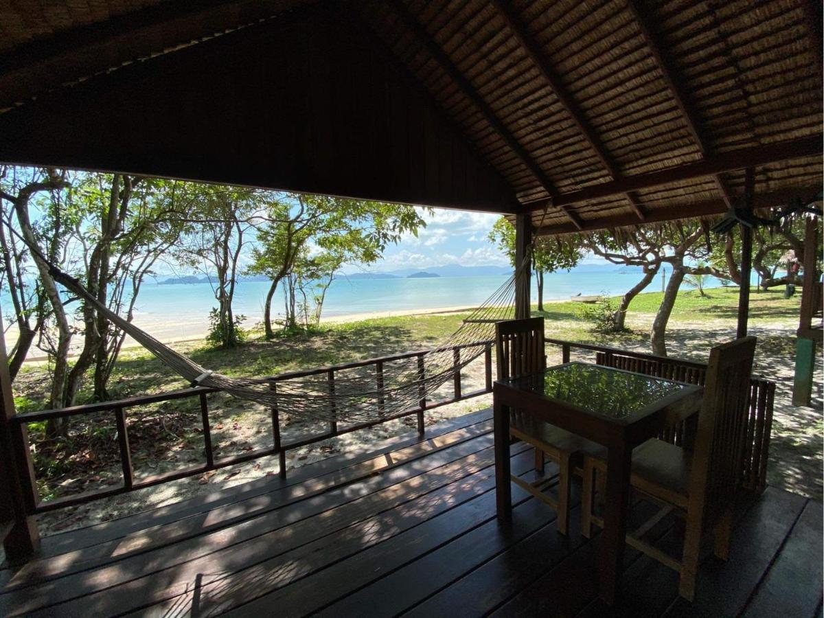 Pp Land Beach Eco Resort Koh Phayam Exterior photo